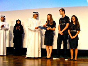 HH Sheikh Abdullah Bin Zayed Al Nahyan presenting the award